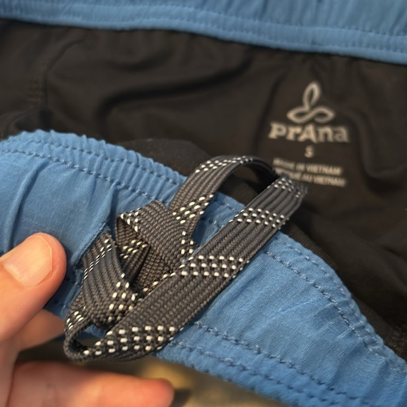 Prana men’s blue lined 8” inseam athletic shorts size small - Picture 8 of 9